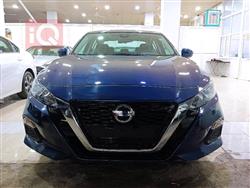 نيسان ألتيما